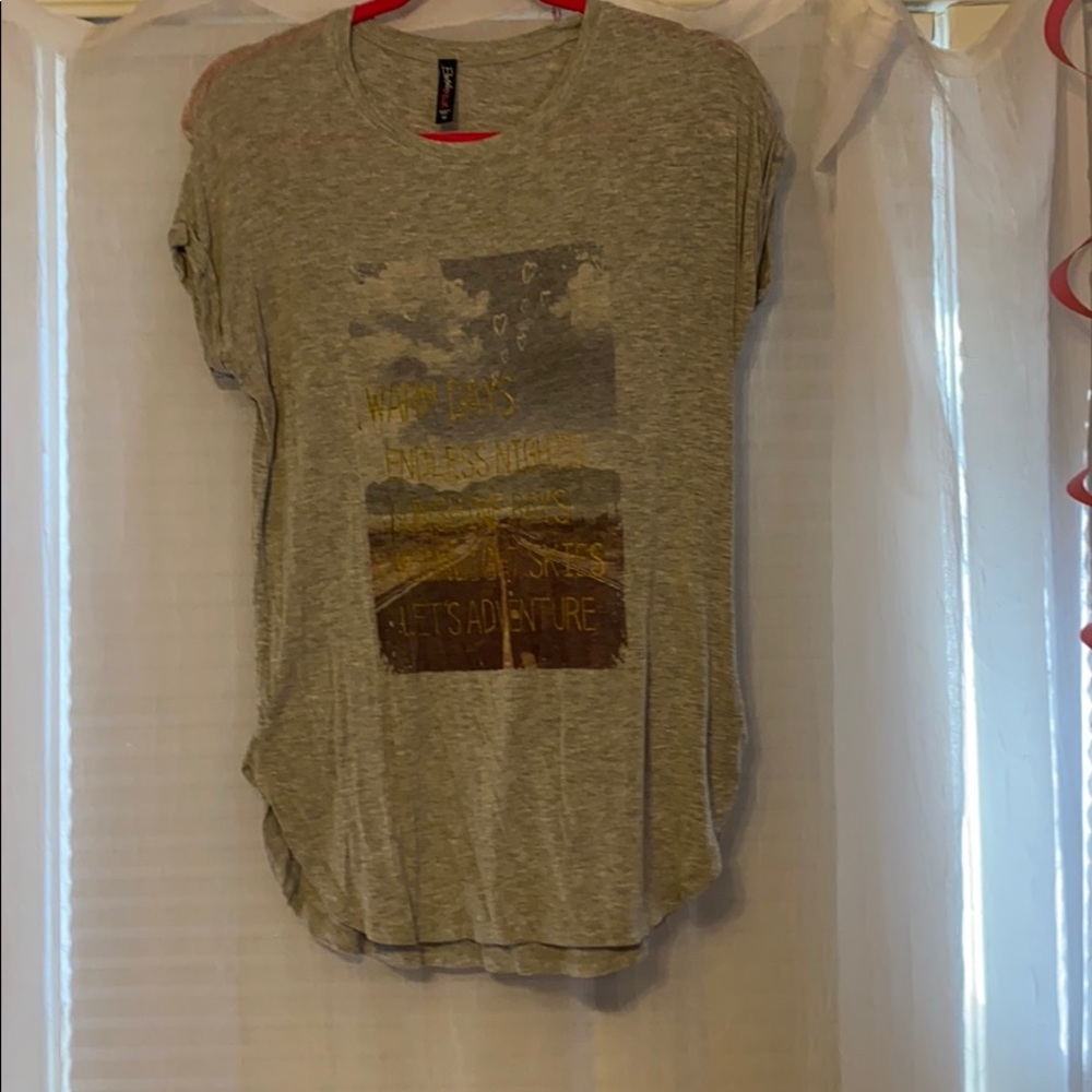 Graphic tee